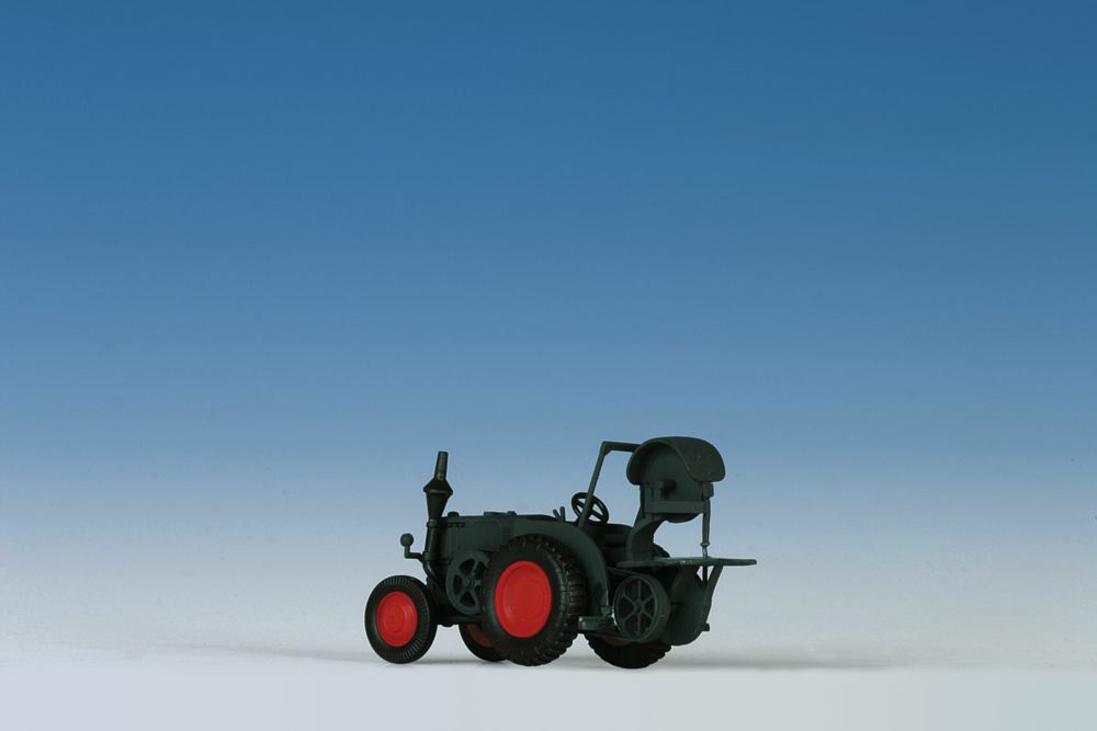 Bausatz H0 Kibri 12255 LANZ Bulldog mit Bandsäge