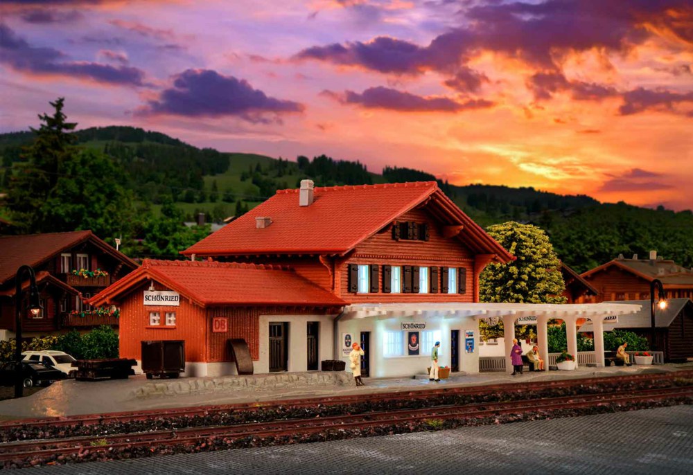 315-37410 Bahnhof Schönried Kibri Modell