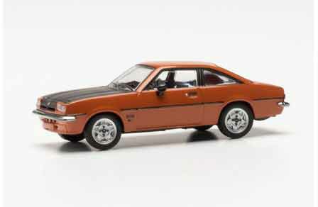 317-024389008 Opel Manta B, sienarot Herpa A