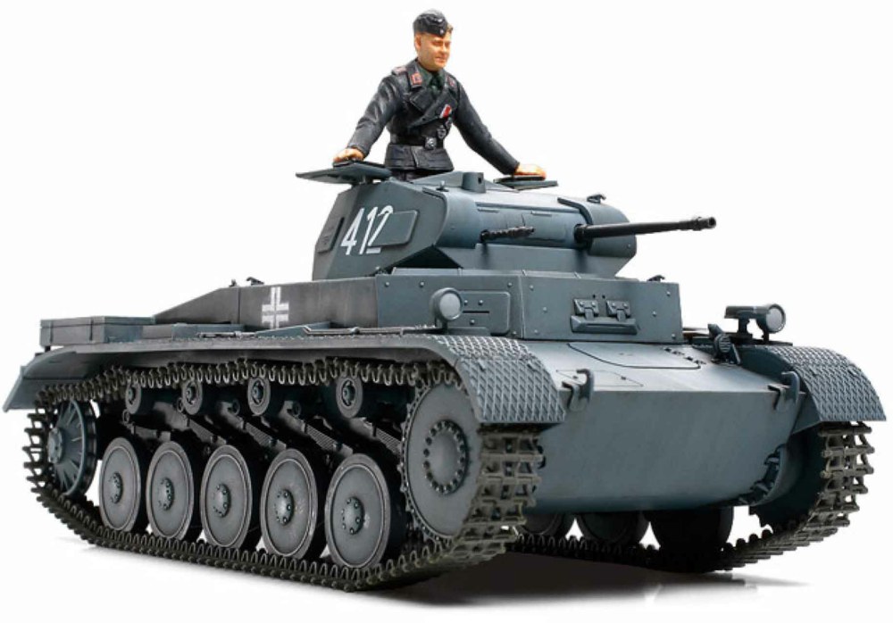 318-300035292 1:35 WWII Deutscher Panzerkamp