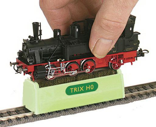 319-T66602 H0-Reinigungsbürste Trix Model