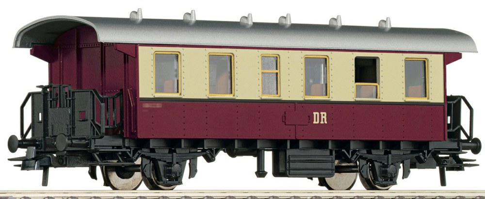 321-54334 Personenwagen 2. Klasse der DR