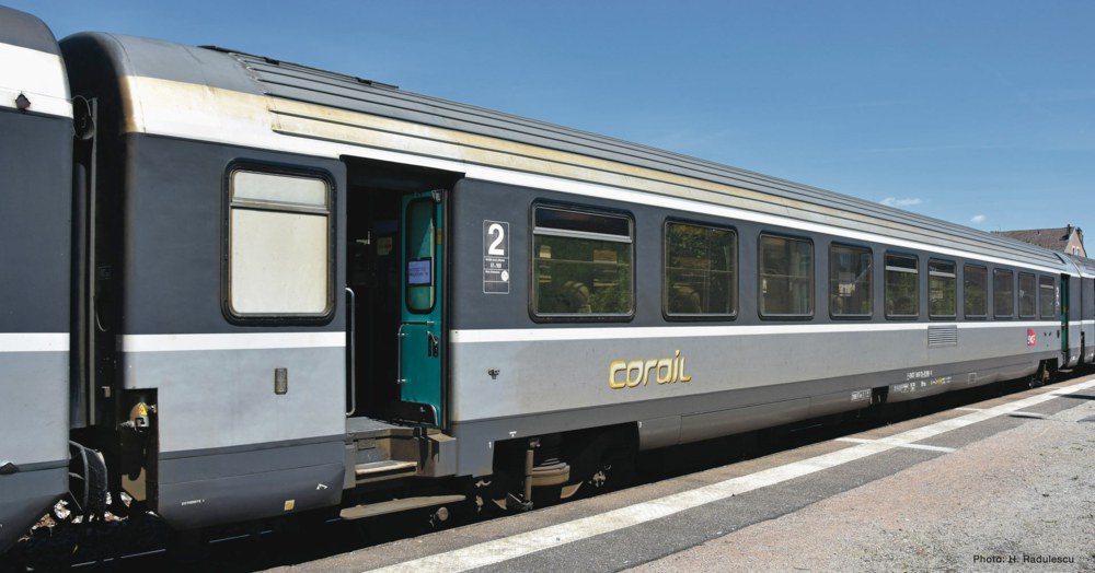 321-74539 Corail-Großraumwagen 2. Klasse