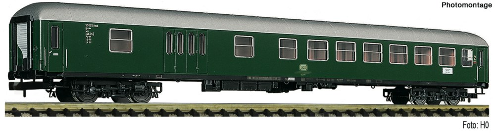 322-863924 Schnellzugwagen 2. Klasse mit 