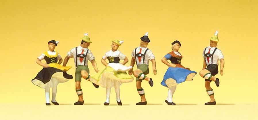 324-10240 Schuhplattler Preiser Figuren,