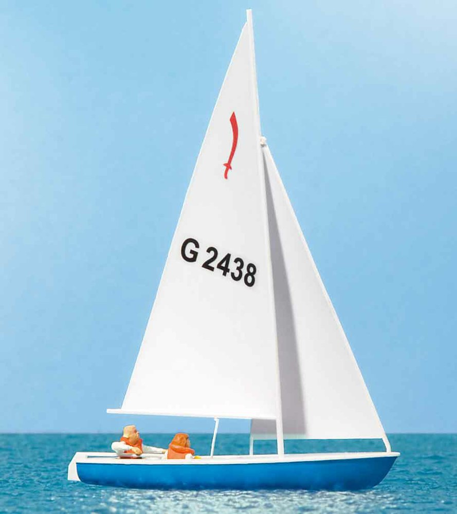 324-10679 Segler (3), Segelboot Korsar