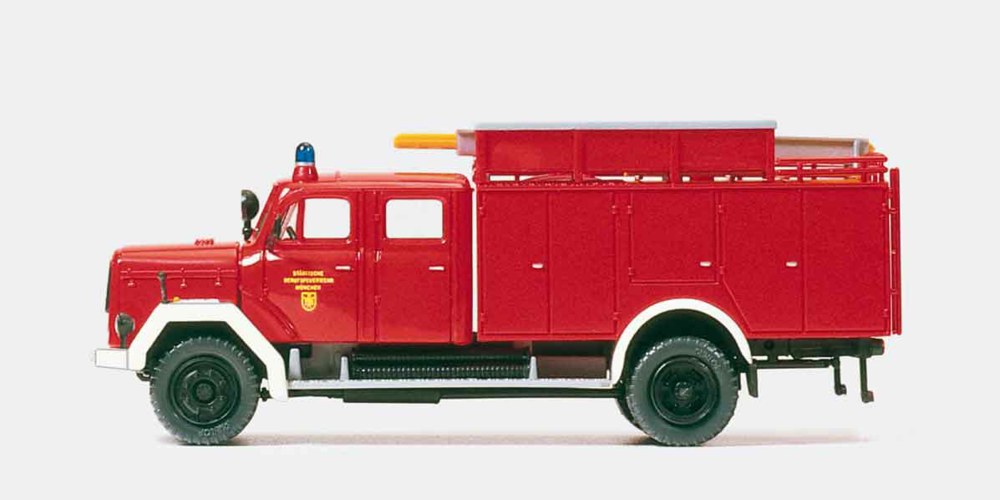 324-31261 Tanklöschfahrzeug 16. Magirus 