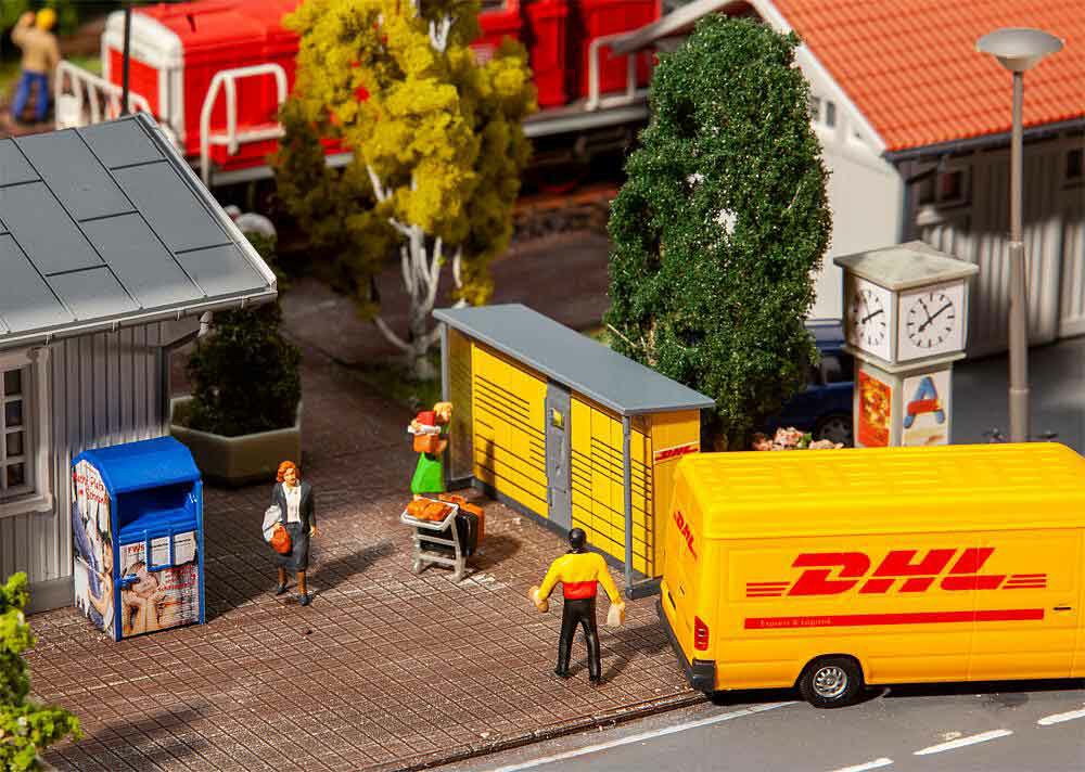 328-180281 2 Packstationen DHL Faller Mod