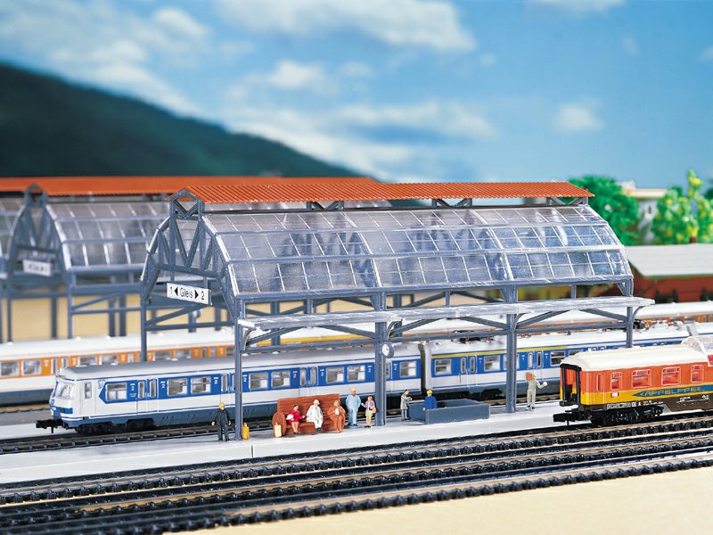 328-222128 Bahnhofshalle Faller Modellbau