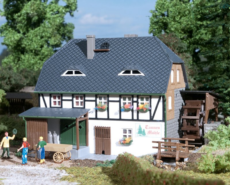 335-12230 Wassermühle Auhagen Modellbau,