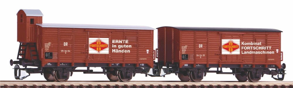 339-47033 TT 2er Set Gedeckter Güterwage