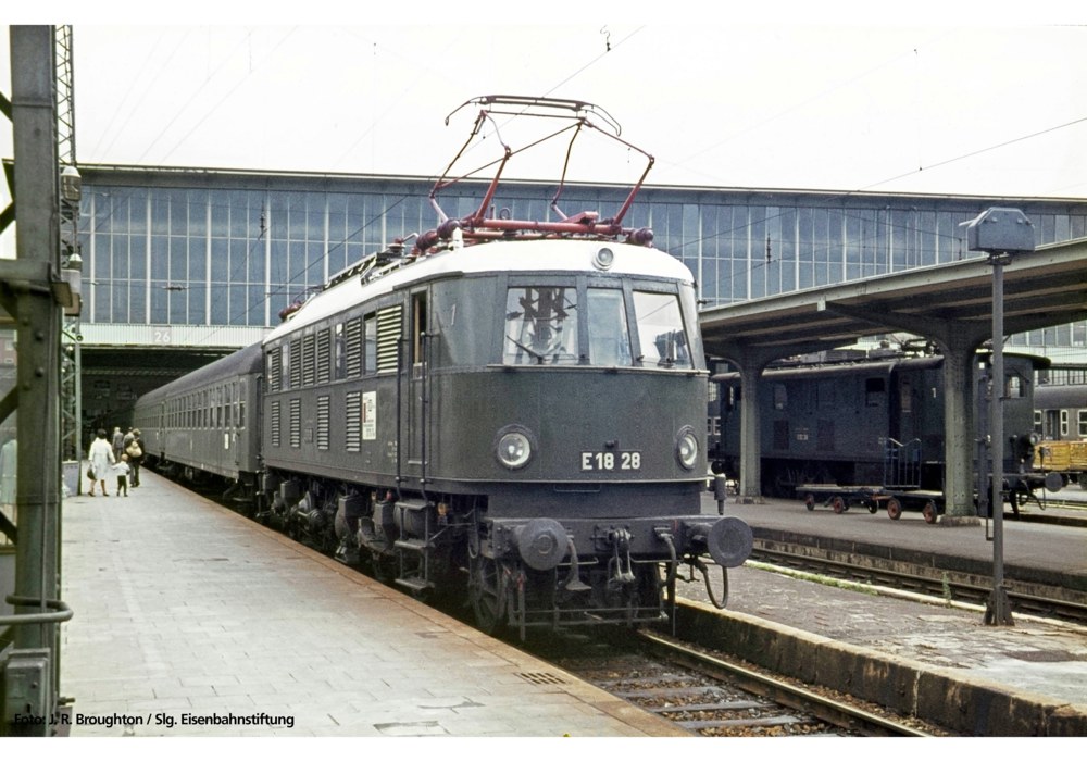 339-51929 Elektrolokomotive BR E 18 DB I