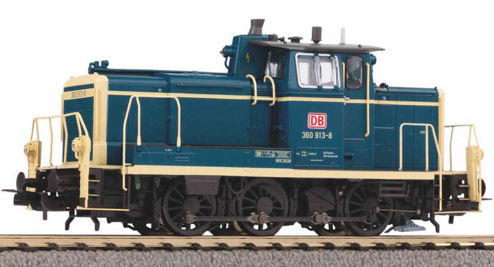 339-52832 Diesellokomotive BR 260 der DB