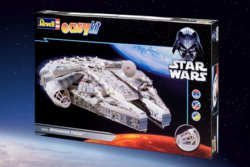 041-06658 Millennium Falcon Revell Model