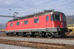 312-K10173 Re 6/6 SBB mit Klimaanlage rot