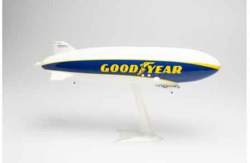 317-571777 Goodyear Zeppelin NT – D-LZFN 