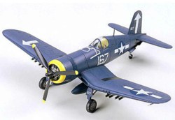 318-300060752 Vought F4U-1D Corsair Modellfl