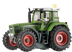 325-1166 Traktor FENDT mit Beleuchtung 