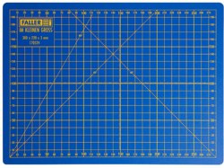 328-170524 Schneidmatte für Modellnausätz